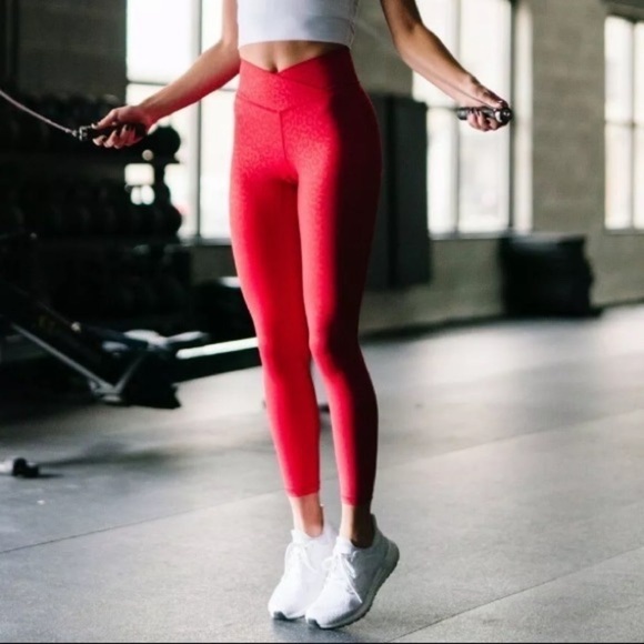 Zyia Active Red Scrunchy What Light N Tight Leggings - Picture 1 of 14